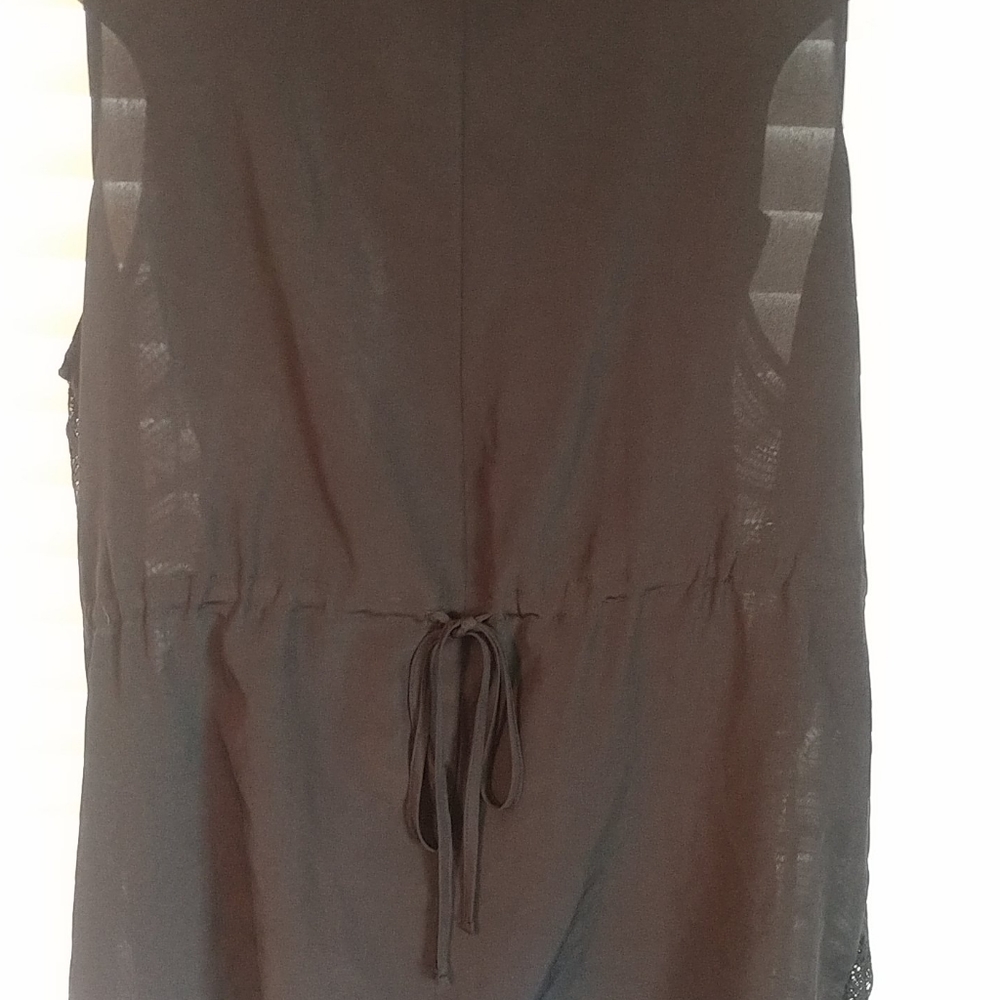 Vest - Picture 6 of 8